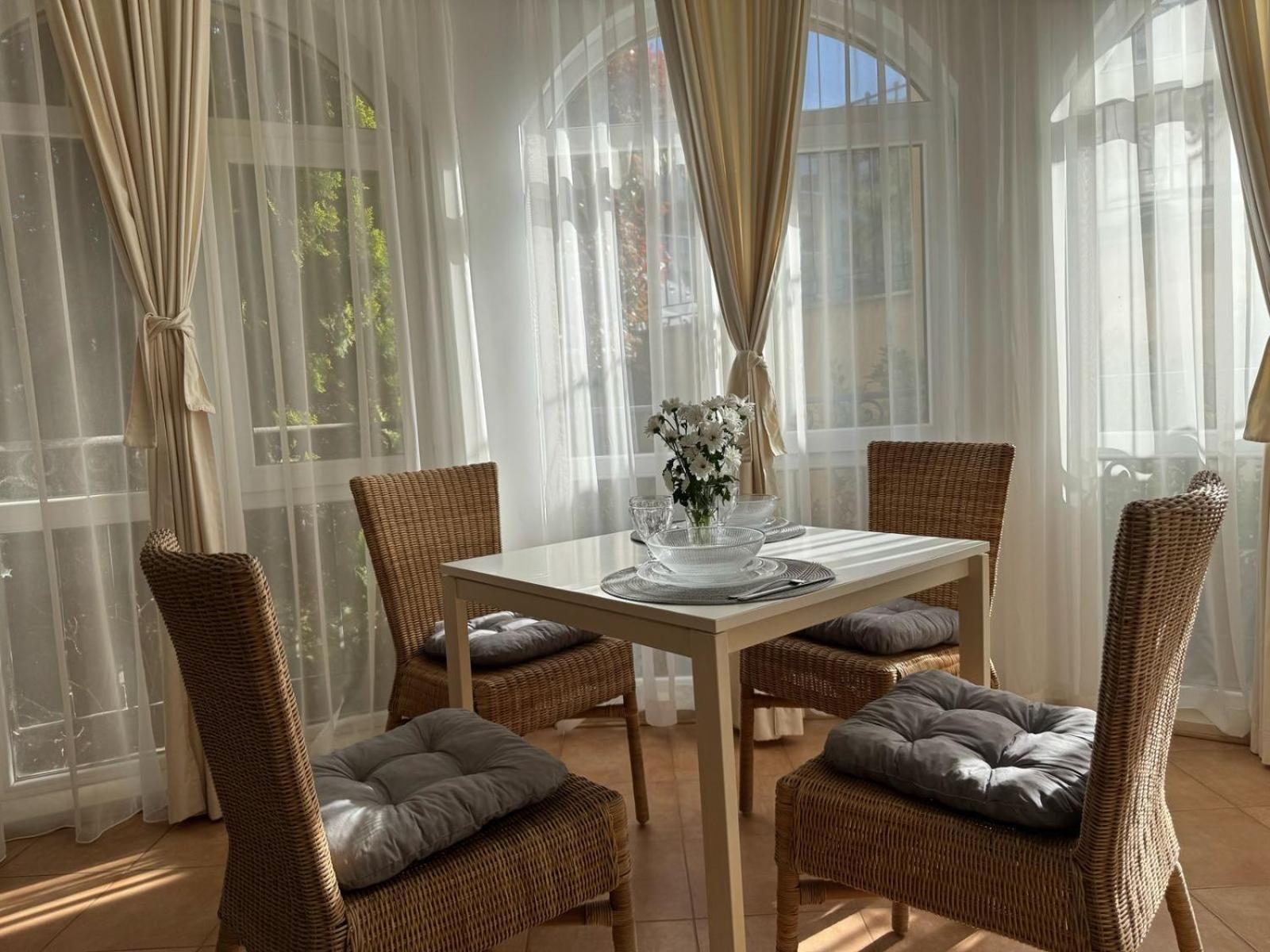 Atia Resort Chernomorets Ngoại thất bức ảnh